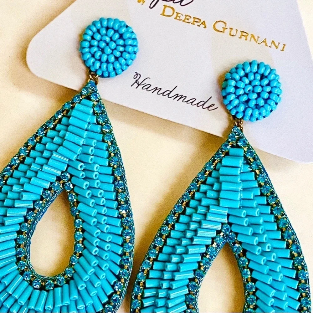 🌟 HOST PICK 🌟 Like New Anthropologie Deepa Gurnani Turquoise Hoop Chande… - Picture 10 of 15